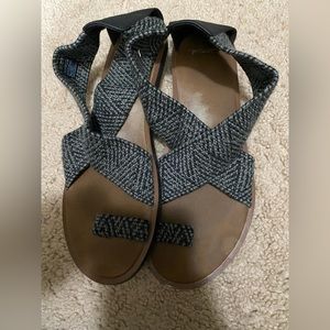 Sanuk woven gladiator sandals